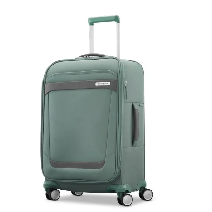 Elevation™ Plus equipaje de mano con ruedas y laterales blandos Elevation™ Plus equipaje de mano con ruedas y laterales blandos