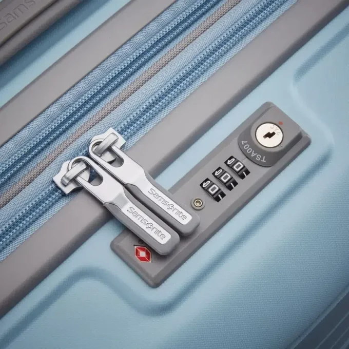 Maleta de equipaje de mano Freeform con ruedas Maleta de equipaje de mano Freeform con ruedas
