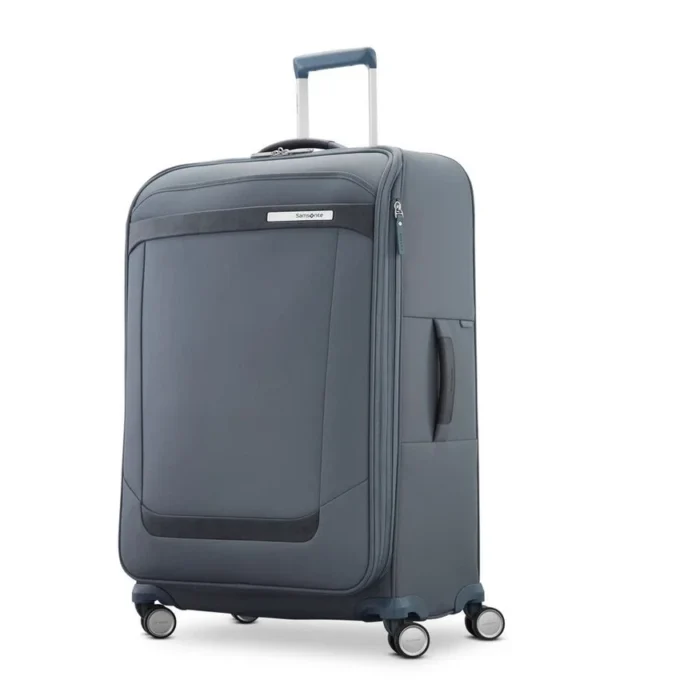 Maleta grande con ruedas Elevation™ Plus de material blando Maleta grande con ruedas Elevation™ Plus de material blando