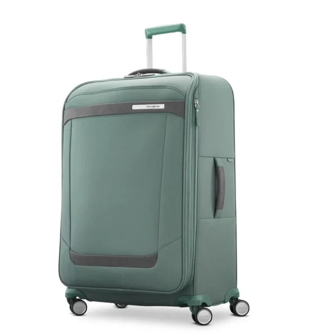 Maleta grande con ruedas Elevation™ Plus de material blando Maleta grande con ruedas Elevation™ Plus de material blando