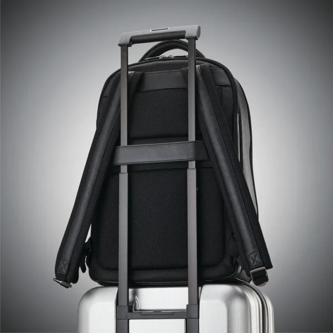 Mochila clásica de piel